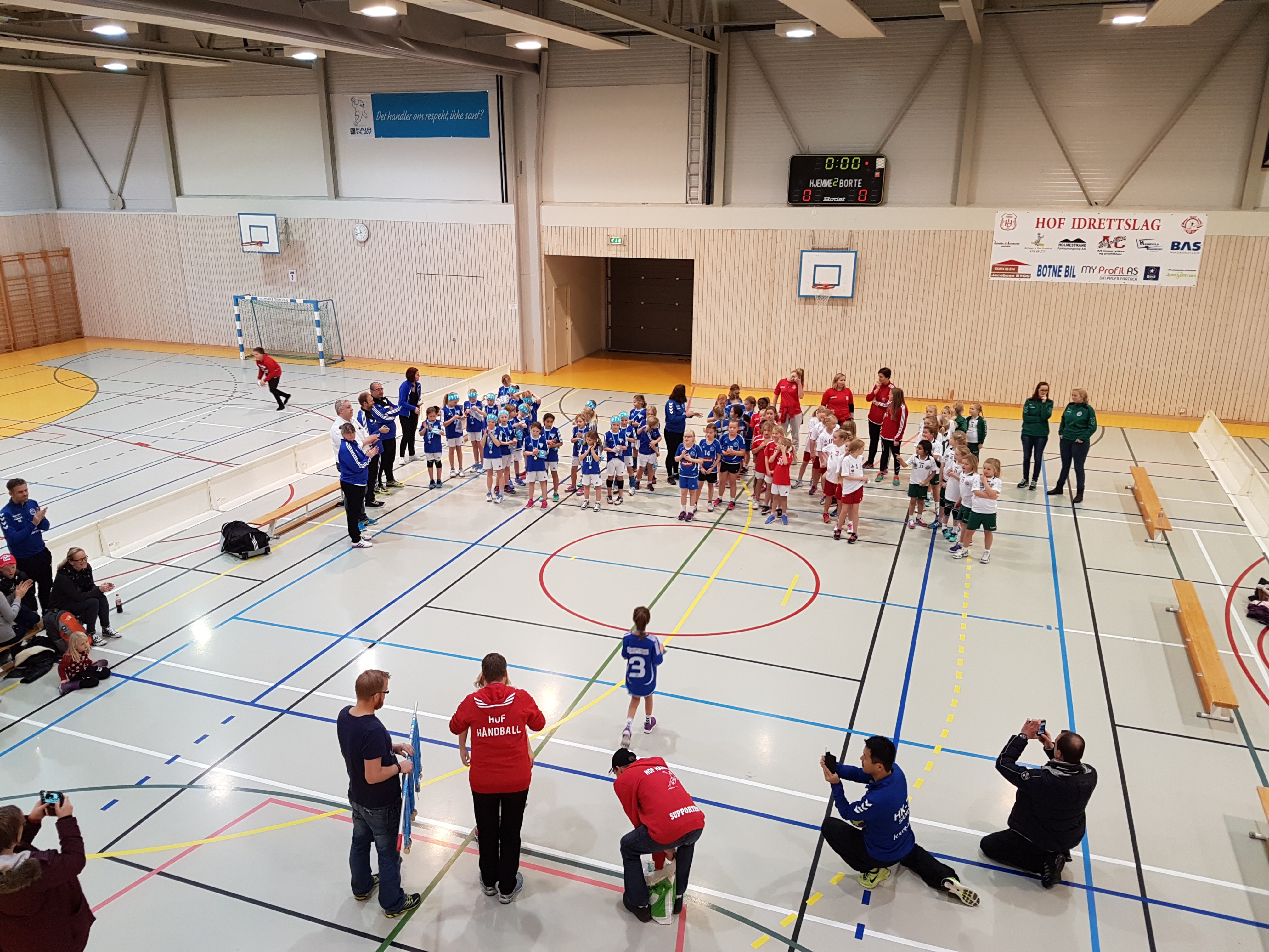 Topp innsats av Hof Håndball Gutter 9 og Jenter 8 i helgen